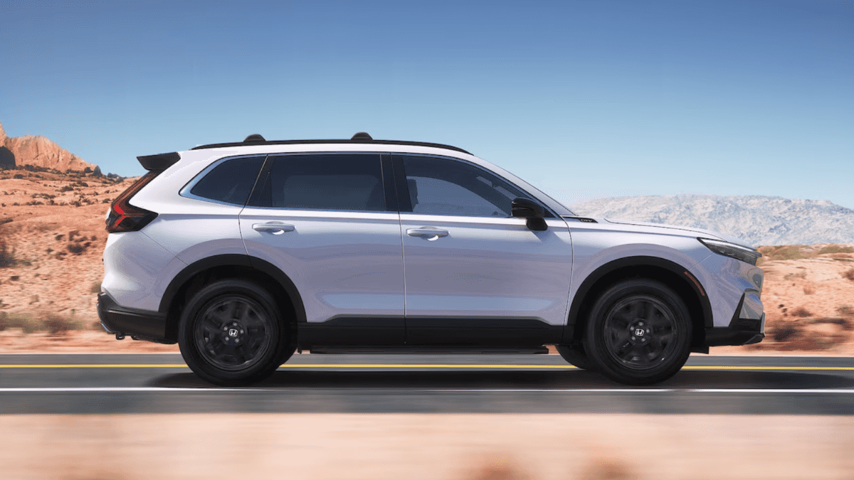 Side profile of a Honda CR-V in a desert setting