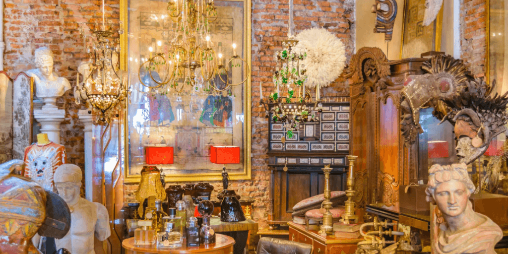 antique-shopping-monroe-ga