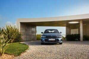 2025 BMW 330i
