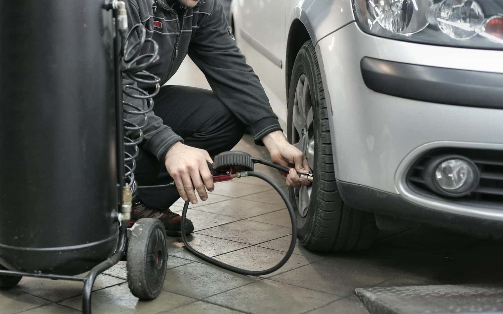 Hyundai Tire Pressure Guide | Checkered Flag Hyundai World