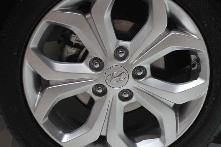 Hyundai Elantra Tire Size | All Model Years