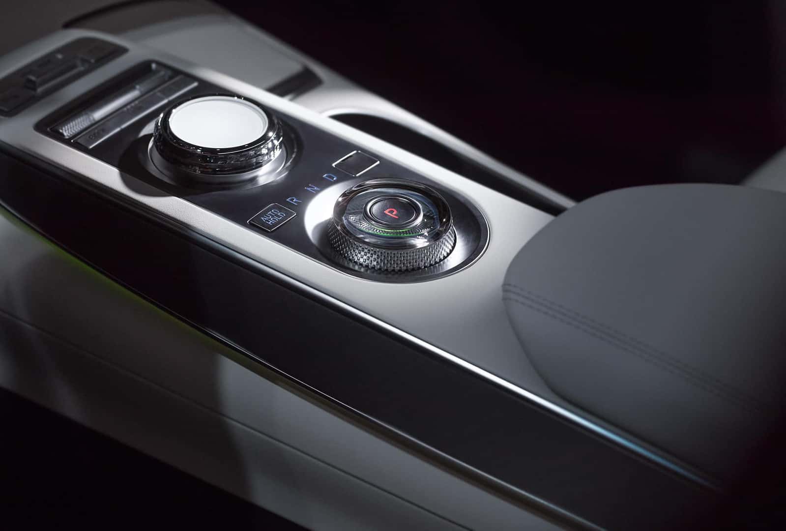 2023_GV70_EV_SUV_interior_console