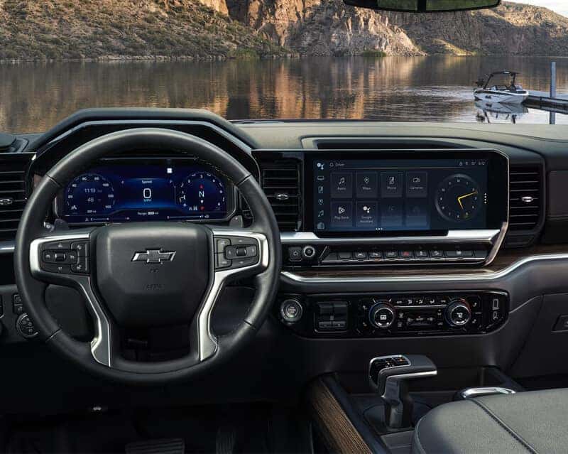 2026 Chevy Silverado 1500 vs. 2026 Ford F-150 Cabin Space Image