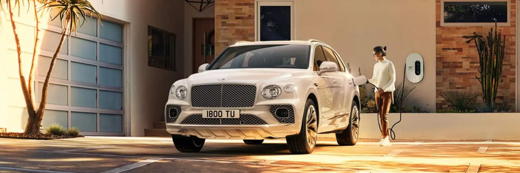 Bentley Bentayga Hybrid Specs Holman Motorcars