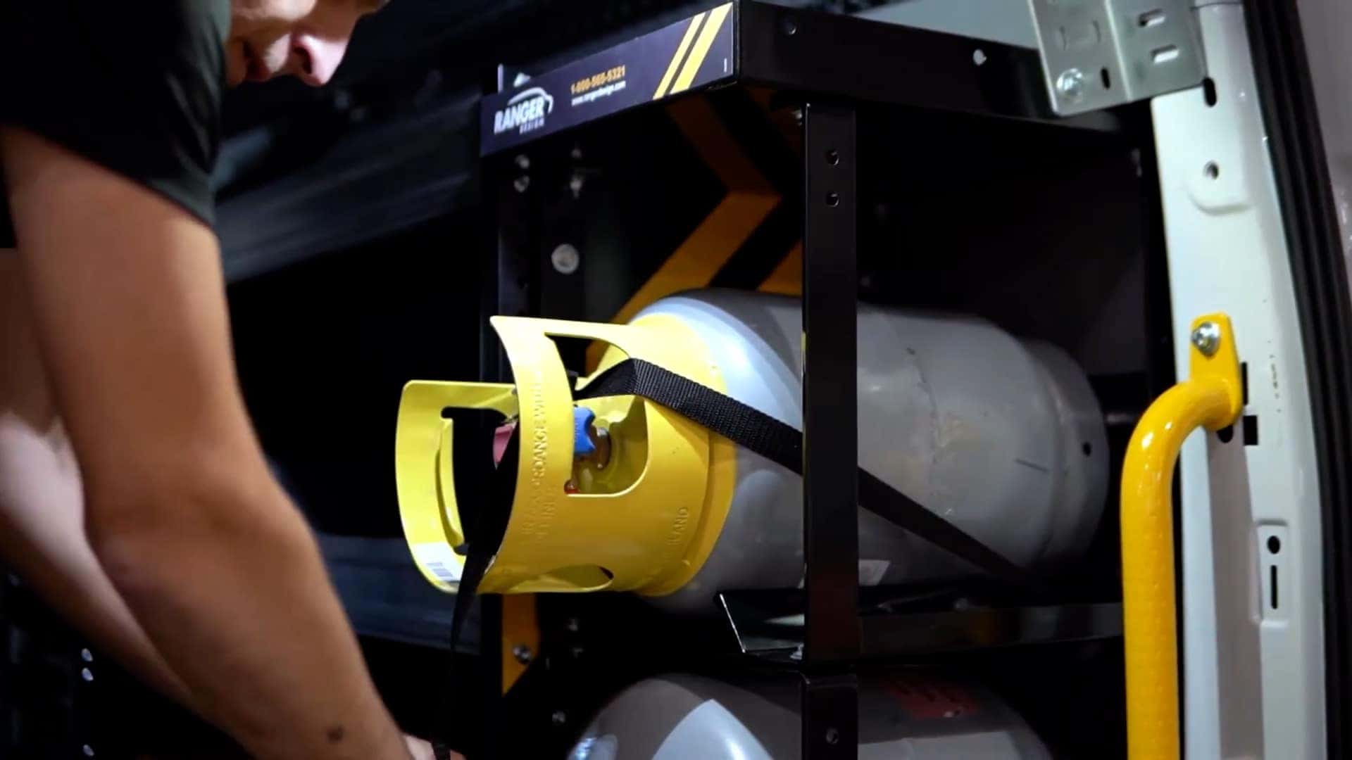 HVAC Package with Double Ladder Rack MercedesBenz Van Center Baker