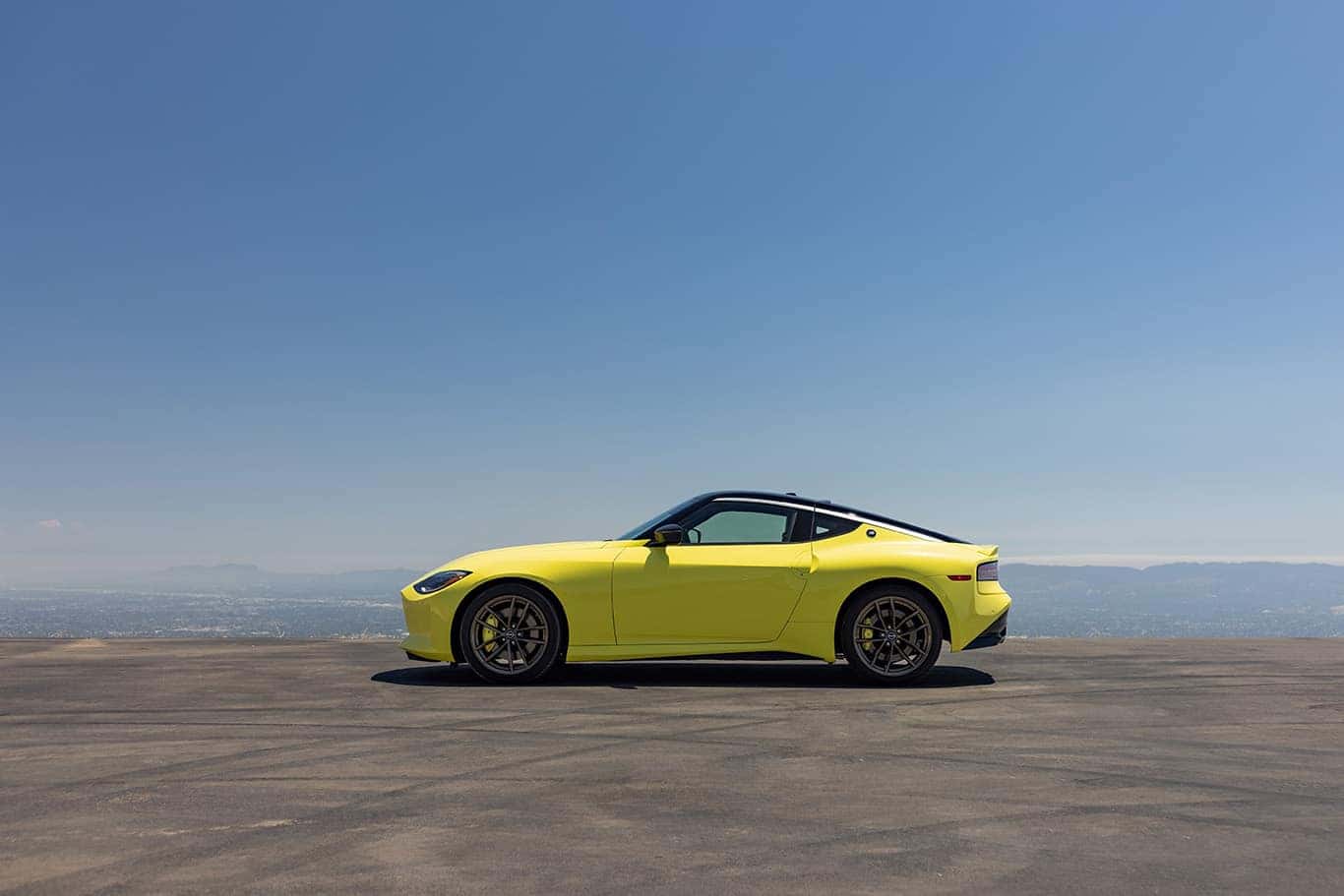 yellow-2023-nissan-z