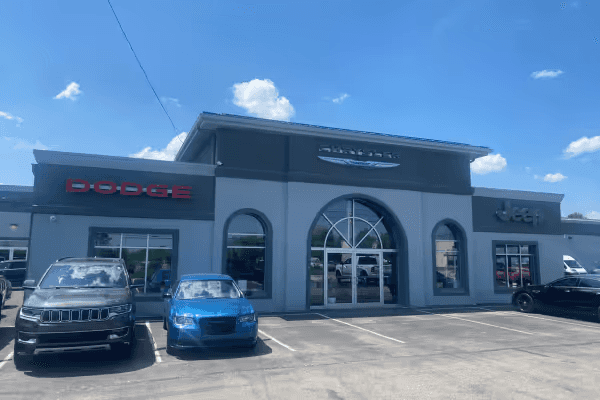 Valley-Motor-City-of-the-Falls-Dealership-Outside-Shot