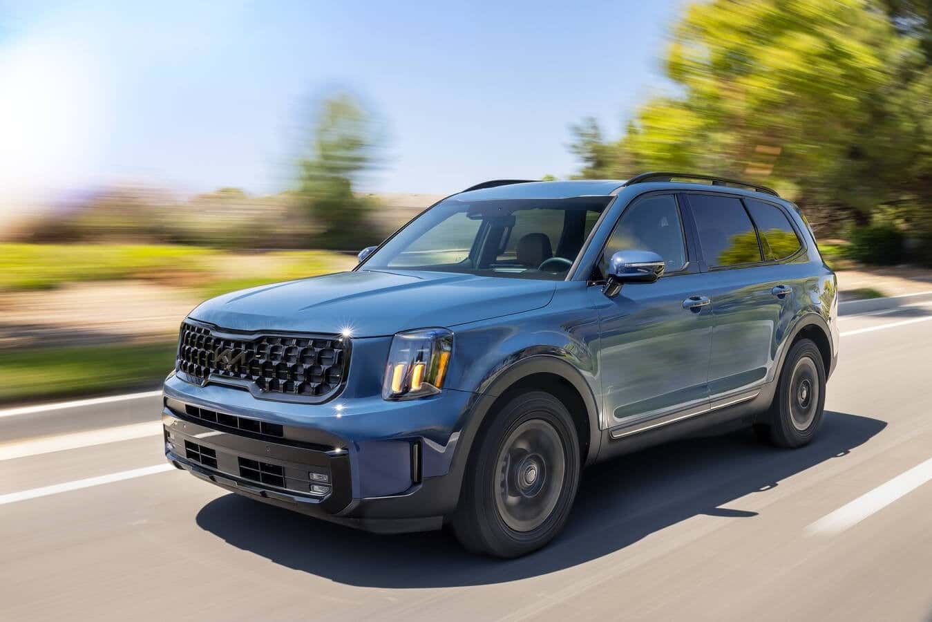 Blue Kia Sorento