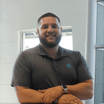 Aaron  Beltran<br><h5>Habla Español</h5>