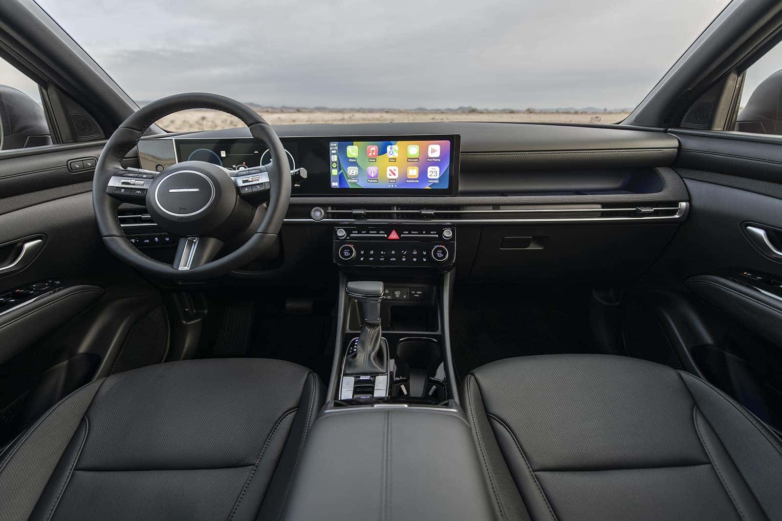 2025 Hyundai Santa Cruz truck interior 